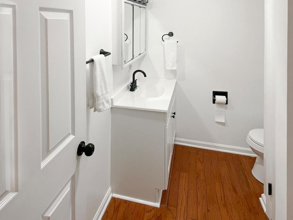 Ideal 2Br 1Ba Apartment Near Iup & More! インディアナ エクステリア 写真