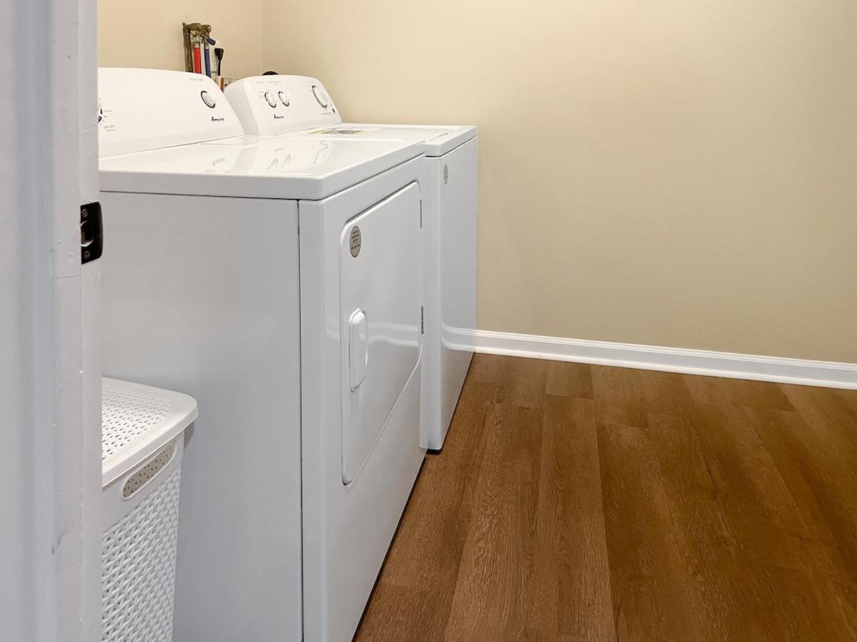 Ideal 2Br 1Ba Apartment Near Iup & More! インディアナ エクステリア 写真