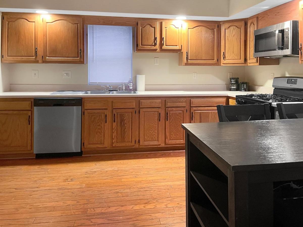 Ideal 2Br 1Ba Apartment Near Iup & More! インディアナ エクステリア 写真